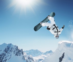 开云体育世界杯-欧冠决赛焦点战，公牛一波带走雄鹿，王朝更迭的残酷美学