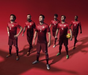 开云体育中国-致命一击惊天下，蓝衣军团踏破伊比利亚铁壁—2026世界杯G组生死战，三笘薰助意大利险胜葡萄牙