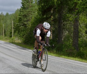 开云平台-欧冠决赛之夜，戈麦斯，那个在刀锋上跳舞的攻防转换核心