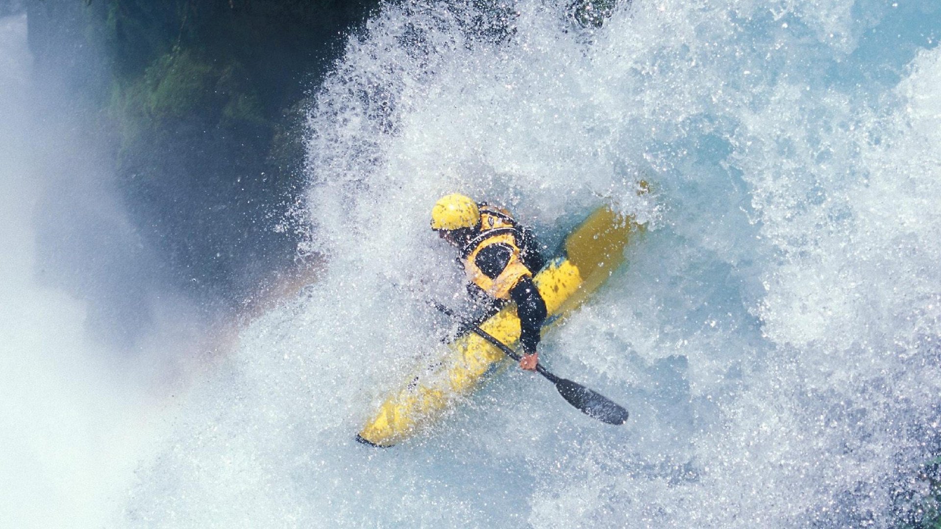 喀麦隆打穿巴萨，当不可能成为足球的唯一法则